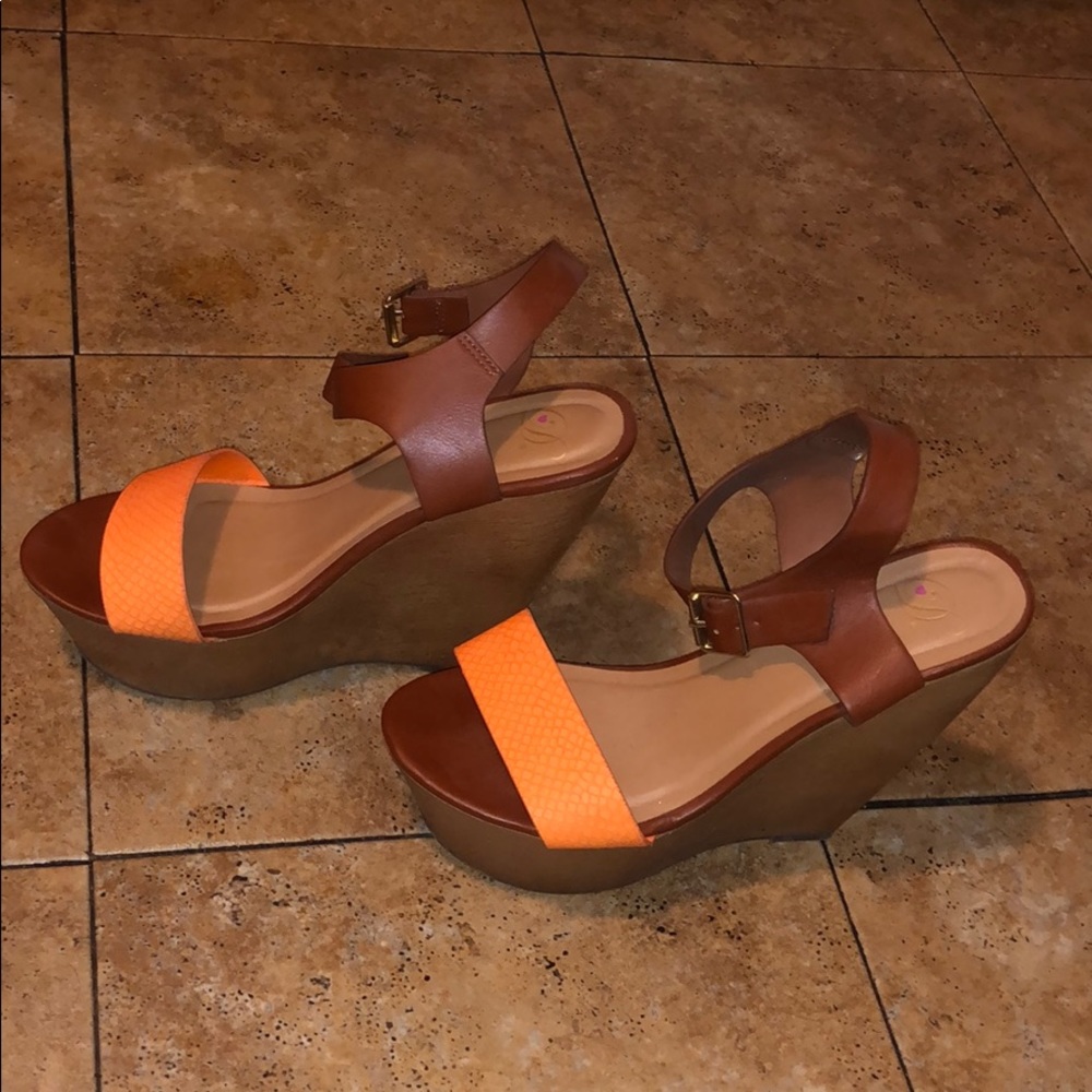 Wedges - Picture 2 of 5